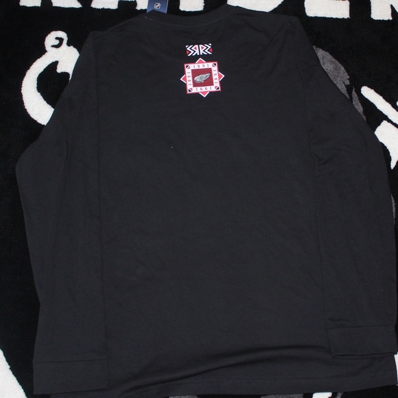 Red Wings Playmaker Long Sleeve Tee - Picture 10 of 11